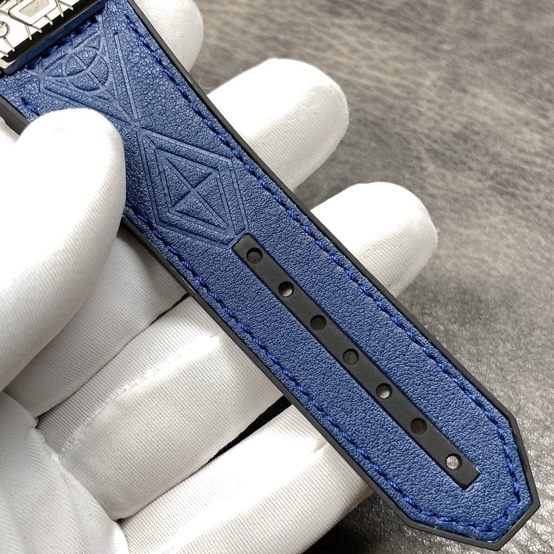 BIG BANG SANG BLEU TITANIUM BLUE DIAL