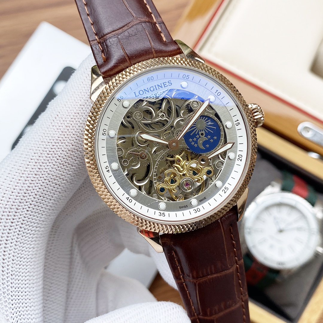 MASTER COLLECTION 42 SKELETON DIAL MOONPHASE