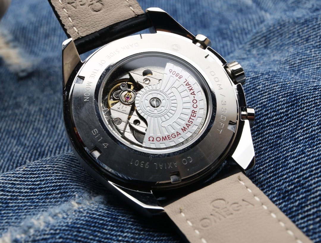 SPEEDMASTER CHRONO 42MM LEATHER