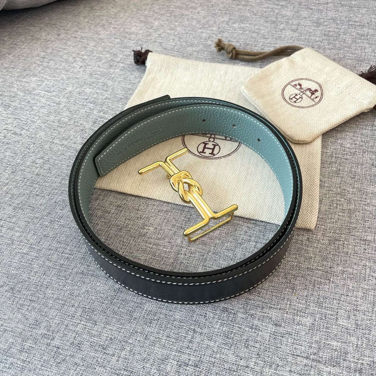 H MARIN REVERSIBLE BELT 32MM GOLD BUCKLE BLACK SKY BLUE LEATHER