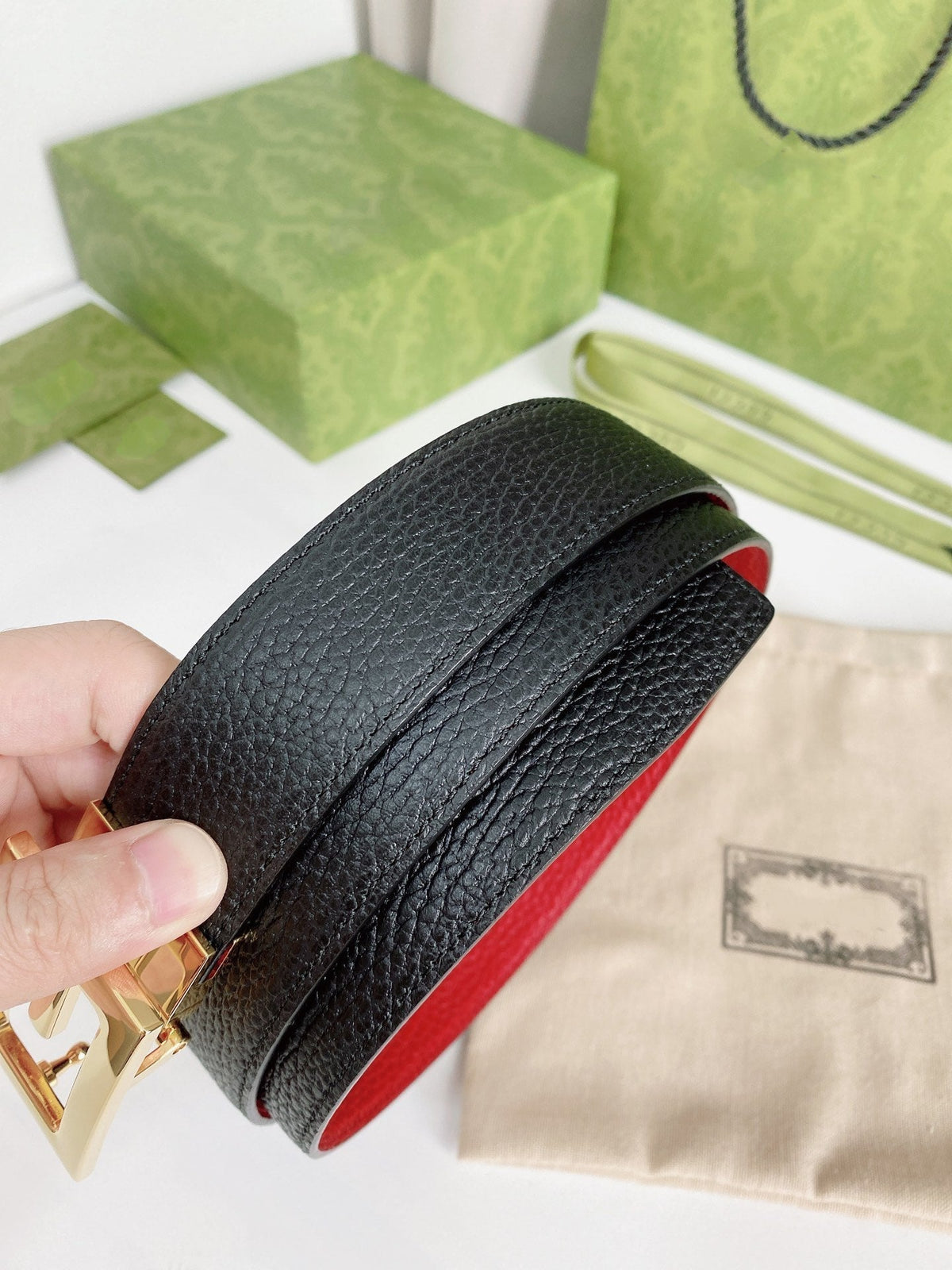 G BELT GOLD BUCKLE RED BLACK LEATHER 3.5CM