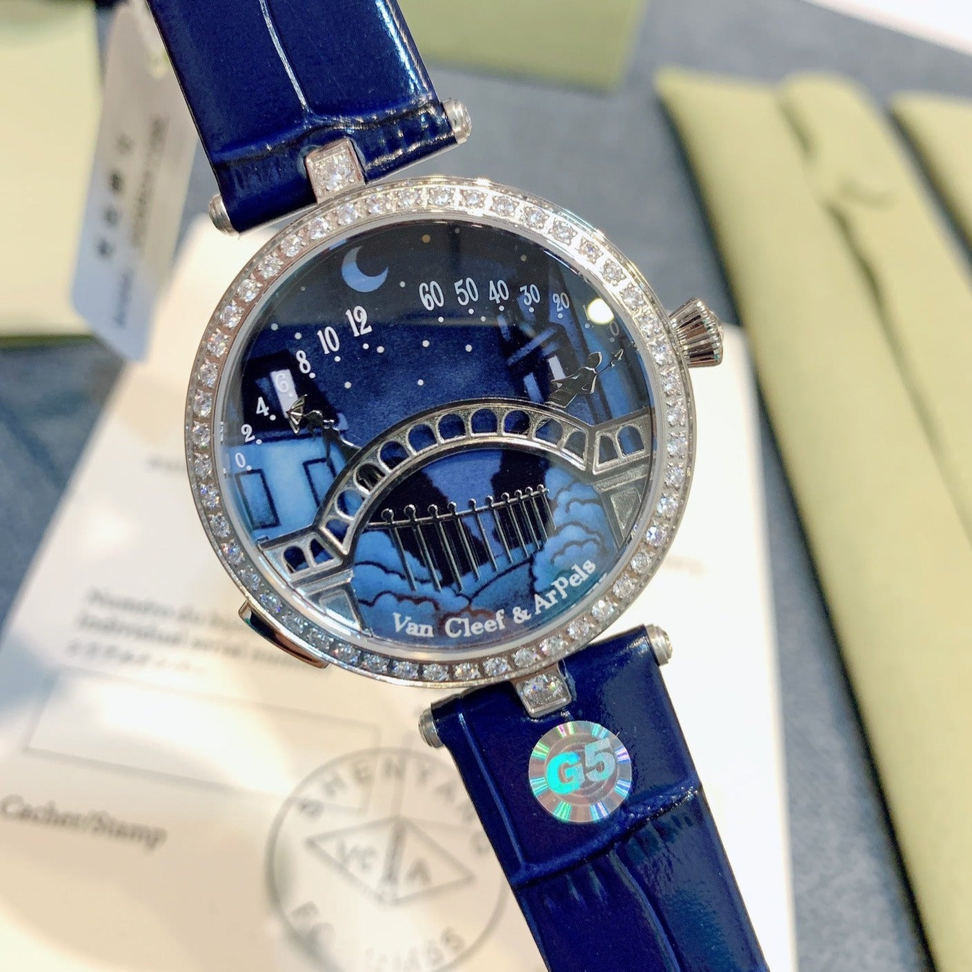 LADY ARPELS LOVER BRIDGE BLUE