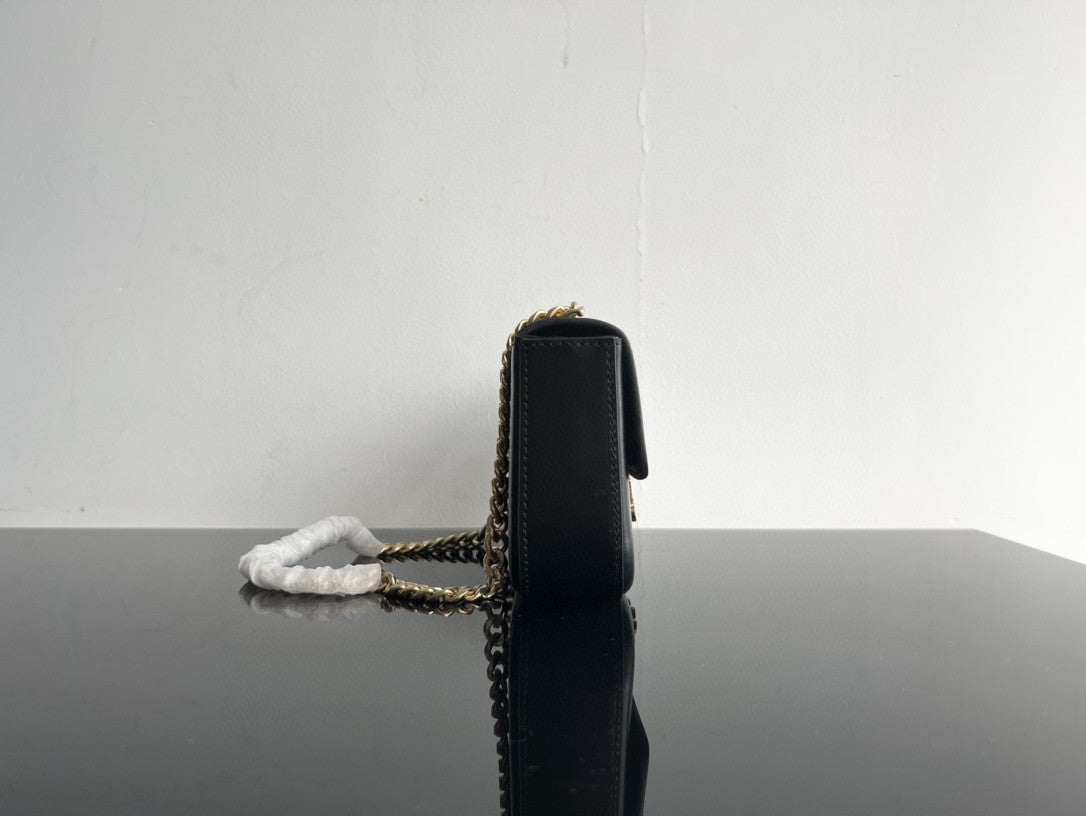 CLASSIC TRIOMPHE 20 BLACK CALFSKIN GOLD HARDWARE