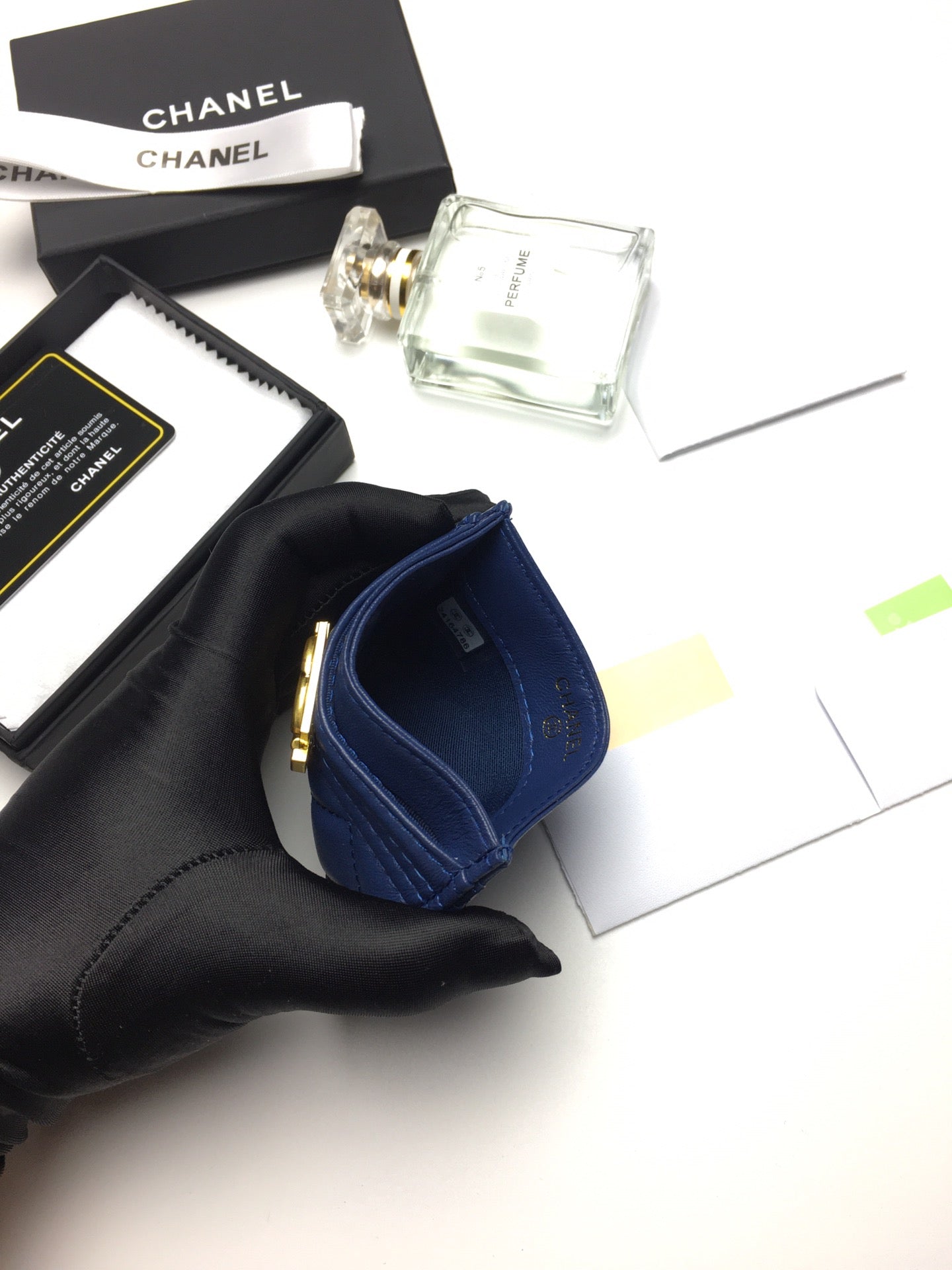 CC BOY CARD HOLDER 11.2 NAVY CALFSKIN GOLD ICON