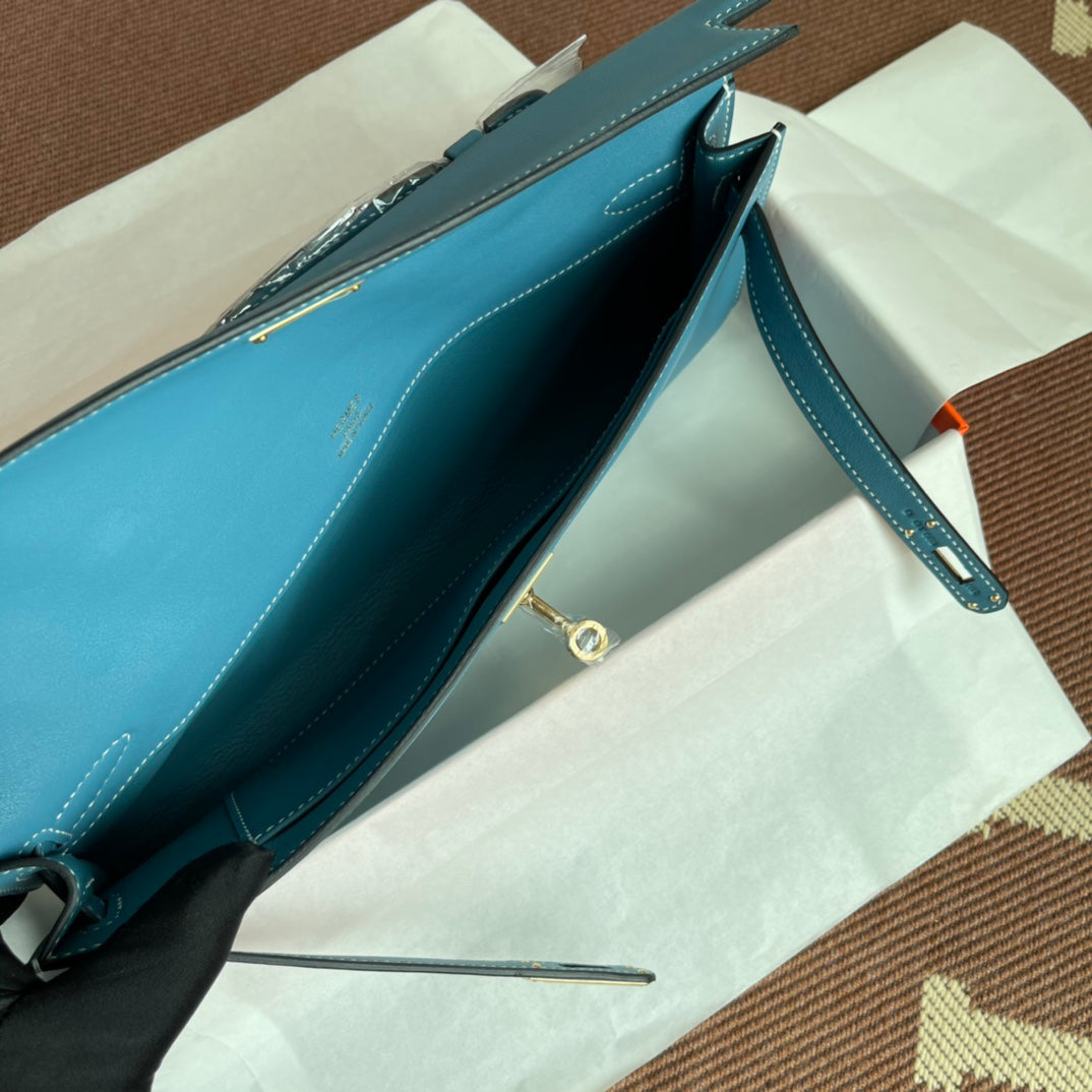 HM Kelly Cut 31cm Light Blue Swift Leather Ghw