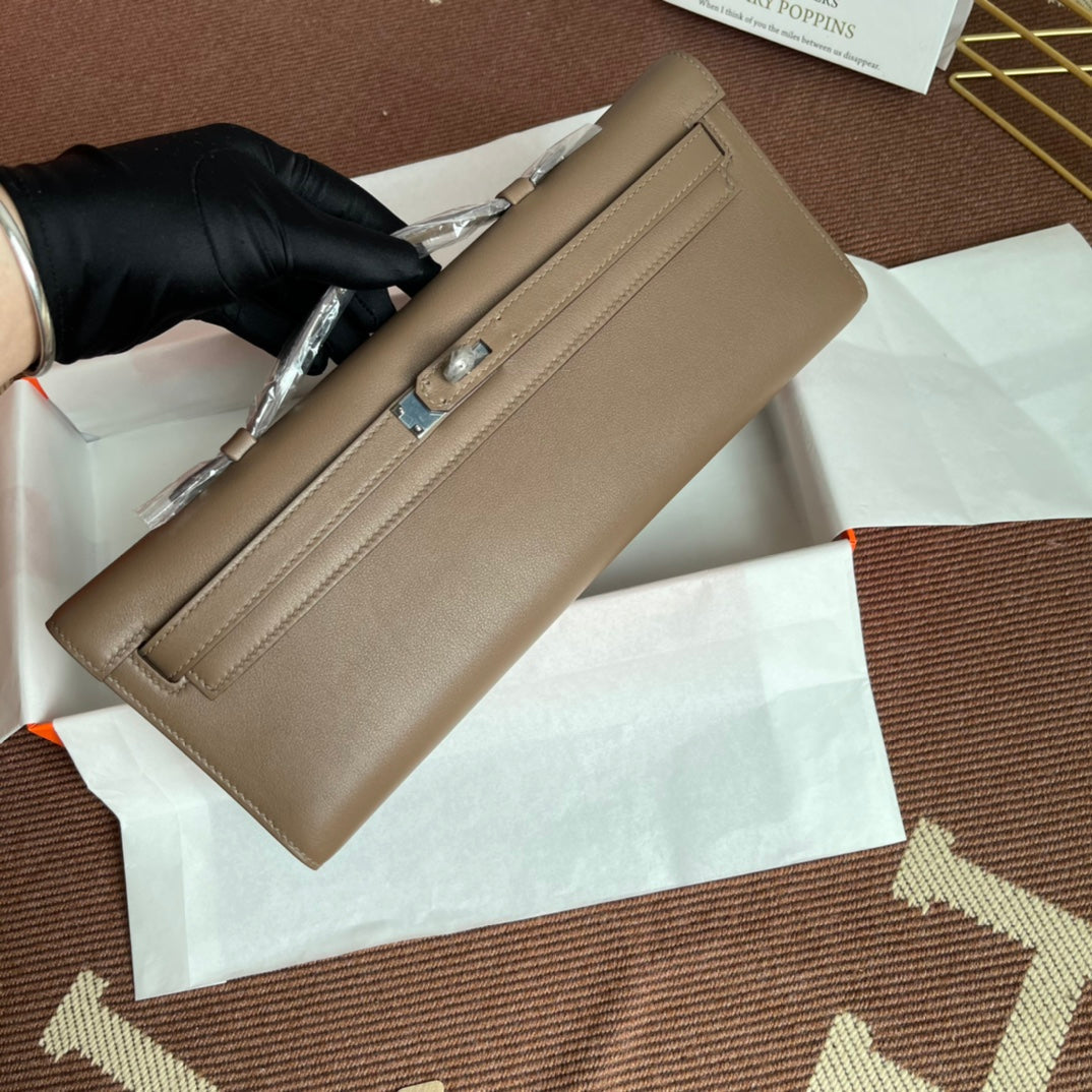 HM Kelly Cut 31cm Brown Swift Leather Shw