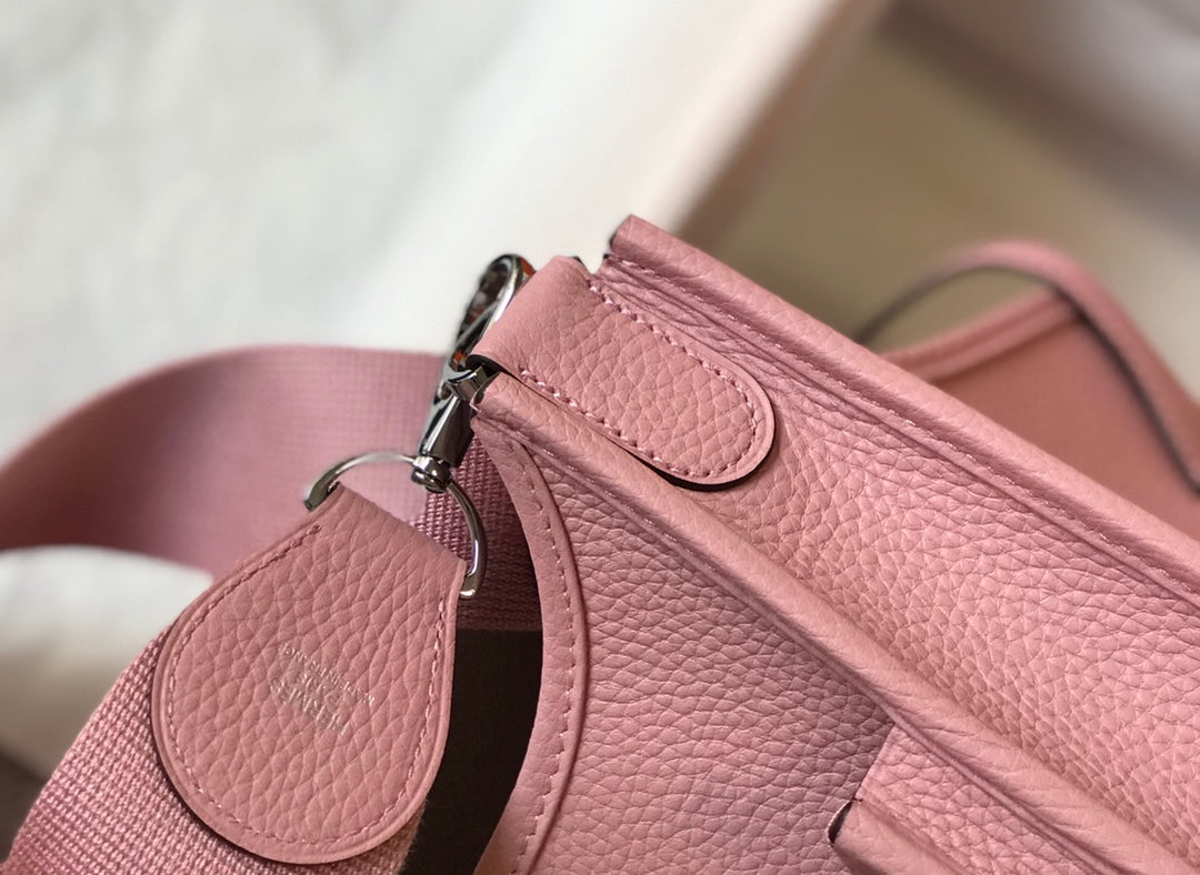Evelyne 29cm Pink Togo Shw