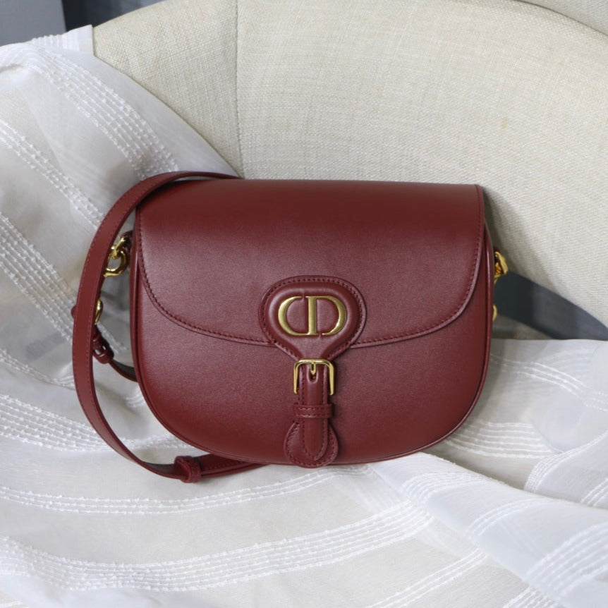 MEDIUM CD BOBBY 22CM CALFSKIN GOLD HARDWARE