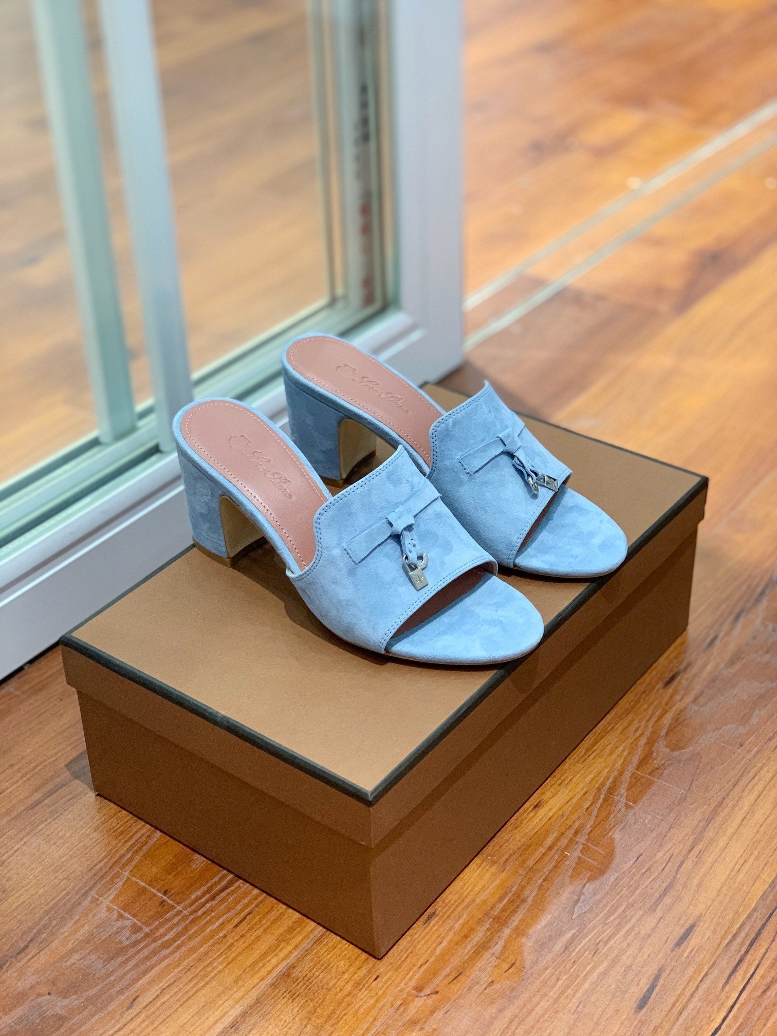 Summer Charms Mules 55mm Sky Blue Suede Pink Lambskin