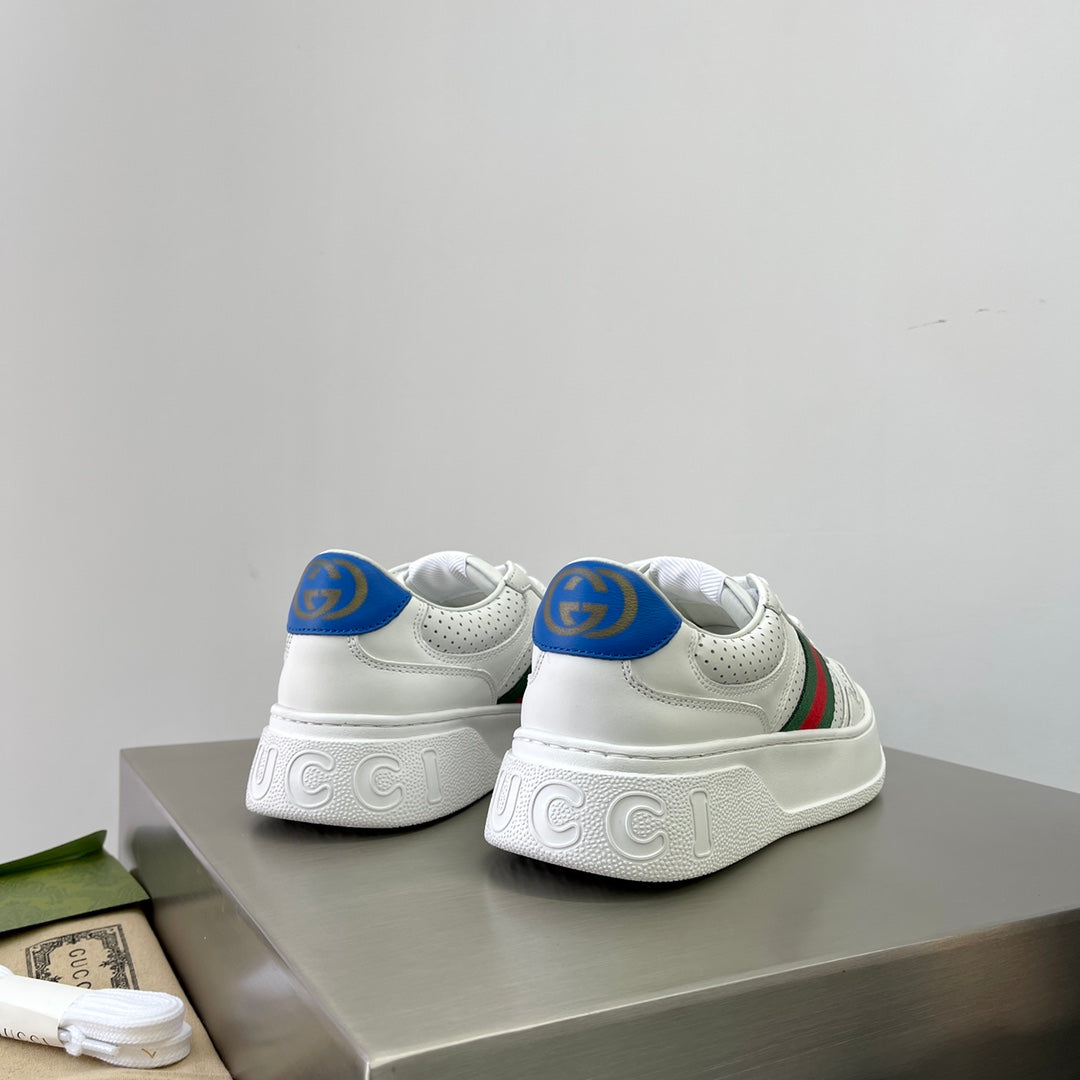 GG Men's ACE Sneaker White Calfskin 536967