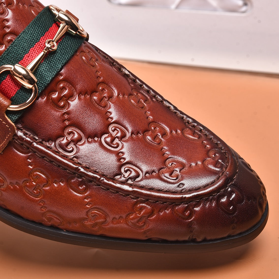 GG Men's Loafer Brown Embossed Cowhide 538714