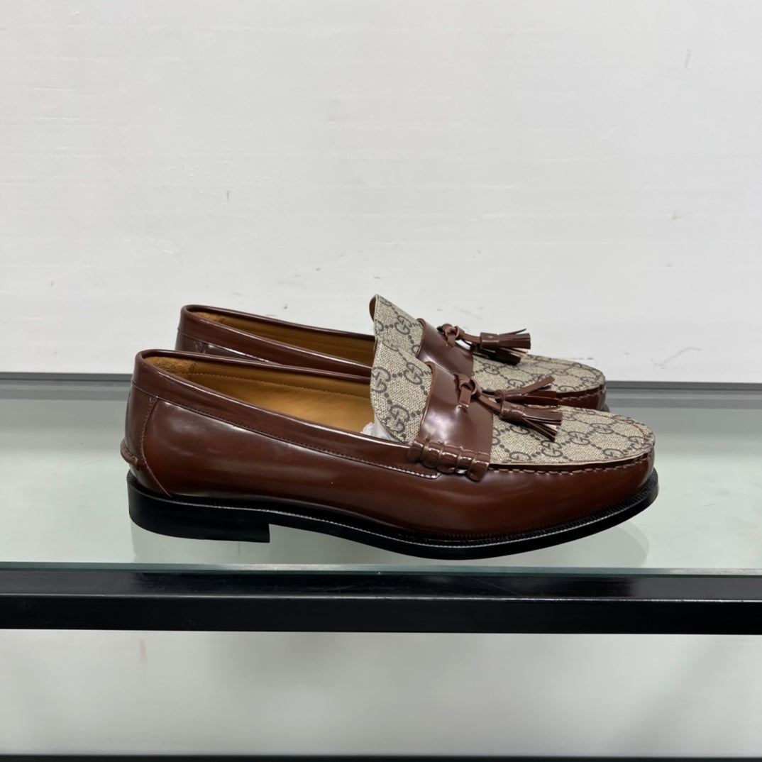 GG Men's Tassel Loafer Brown Patent Leather 559053