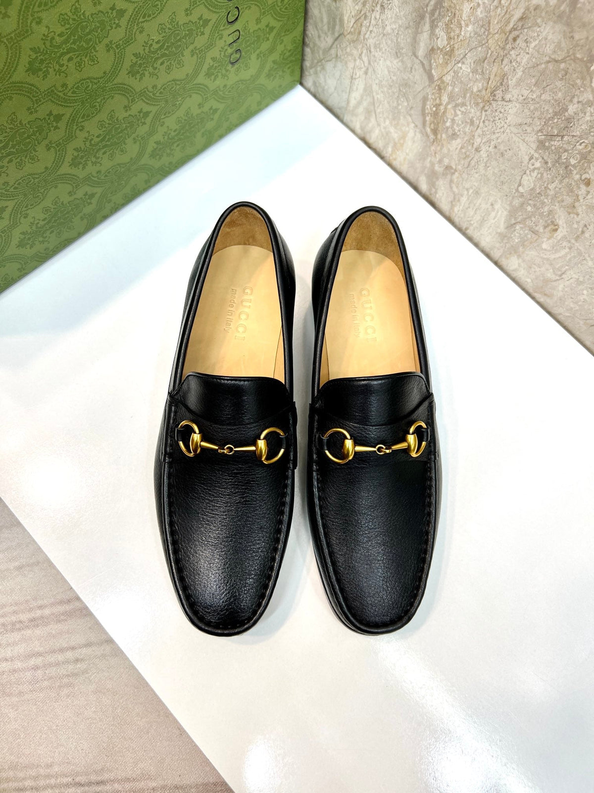 GG Men's Horsebit Loafer Black Cowhide 522560