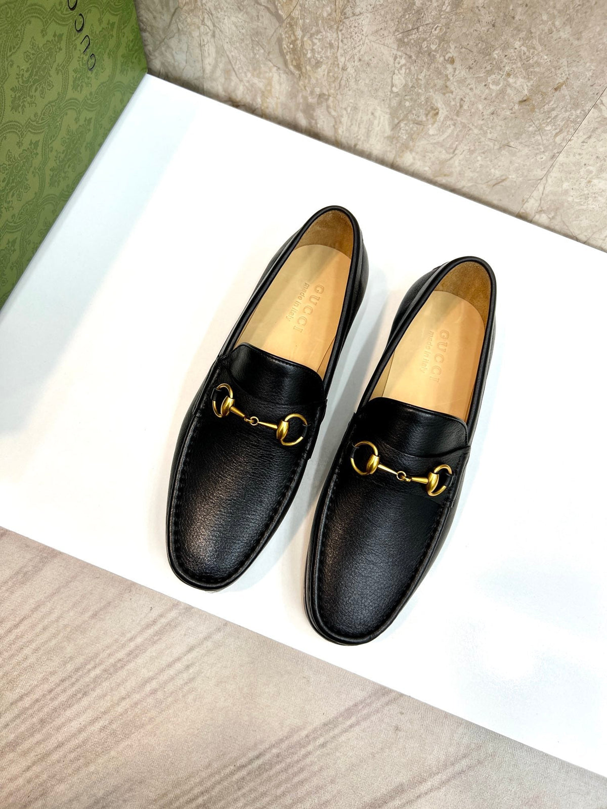 GG Men's Horsebit Loafer Black Cowhide 522560