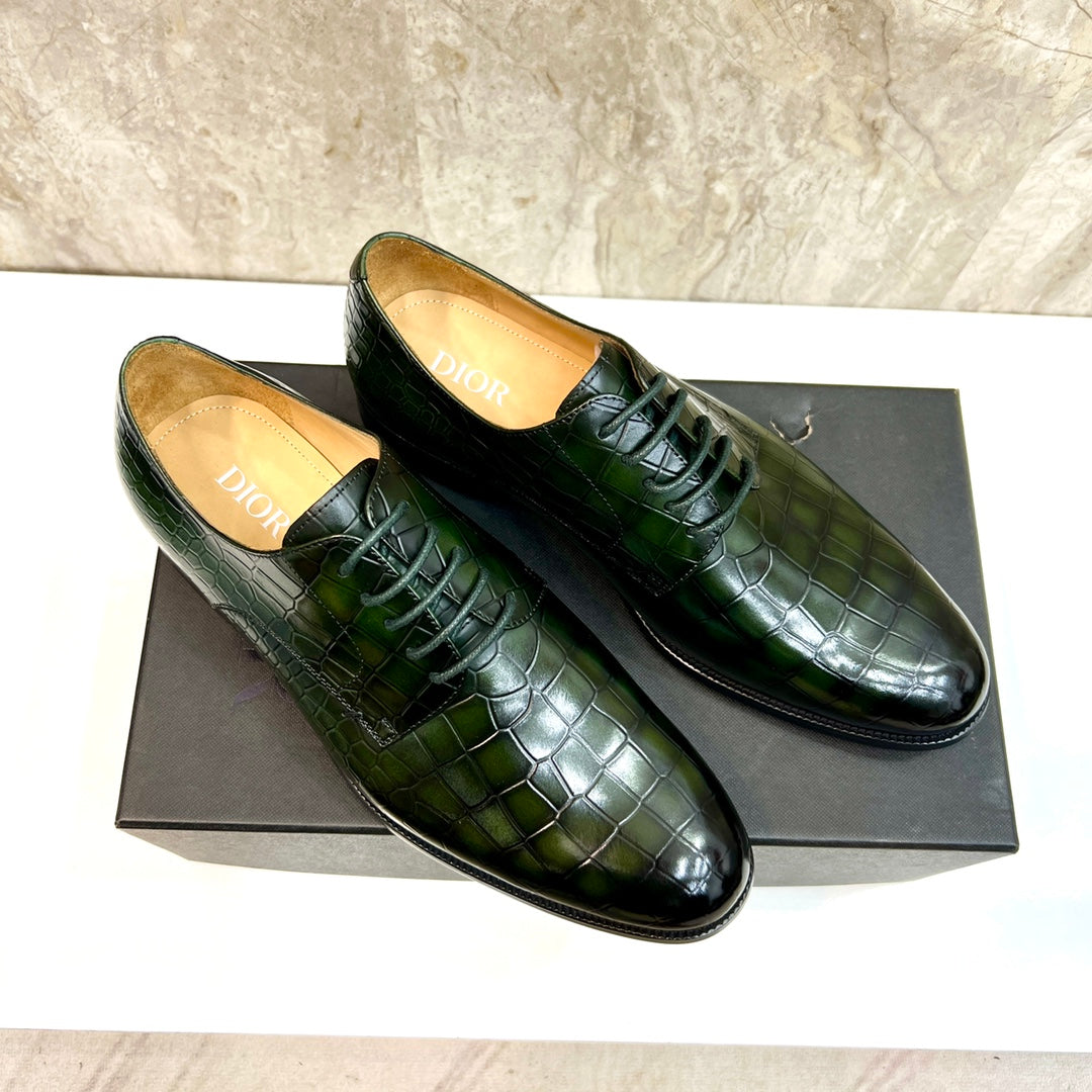 CD CROCODILE MOTIF BASIC OXFORD JUNIPER CALFSKIN