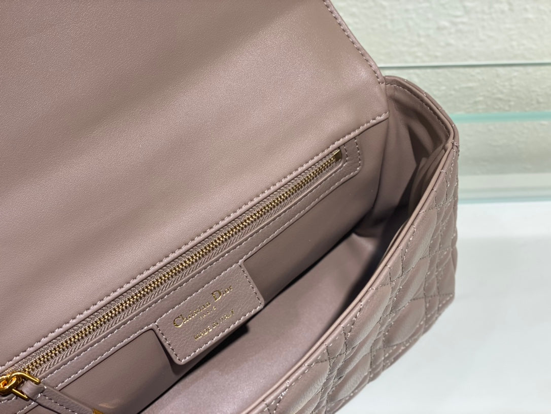 medium caro 25.5 warm taupe calfskin