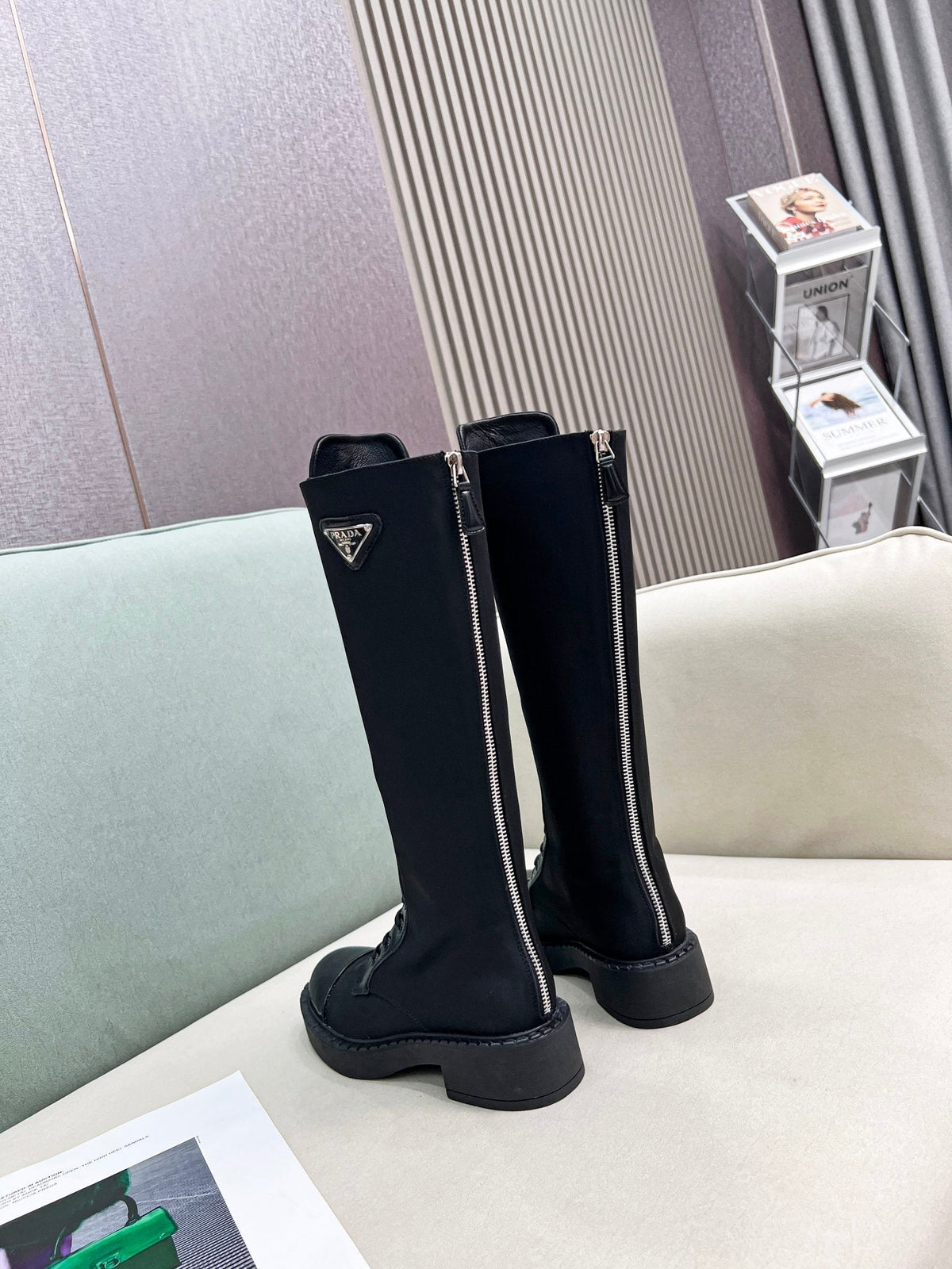 LACE-UP KNEE BOOTS IN BLACK DENIM AND SHEEPSKIN LINING