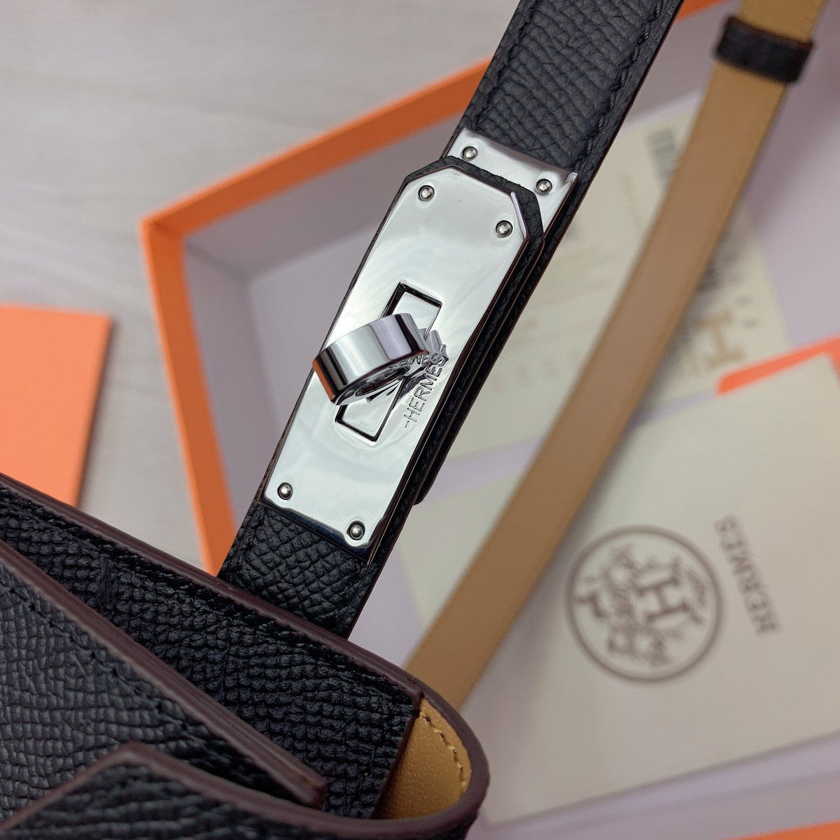 hm kelly belt 18mm with pocket black calfskin silver buckle