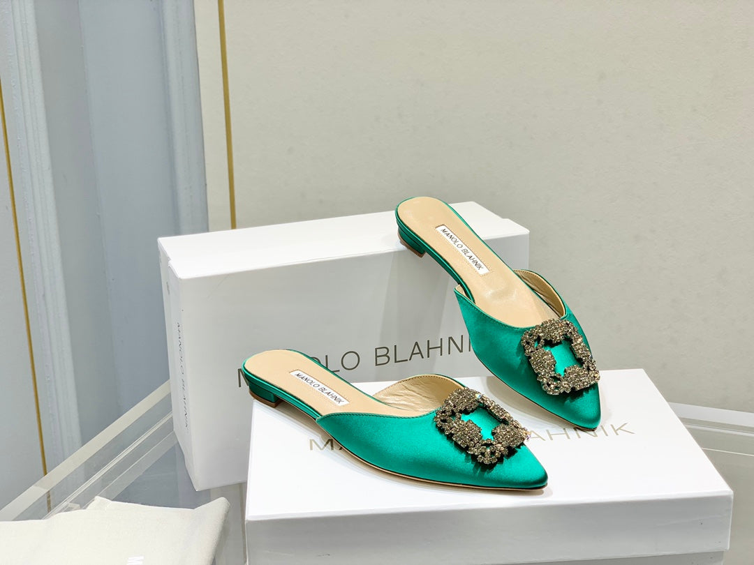 Manolo Buckle Flast Mules Green Silk 327517