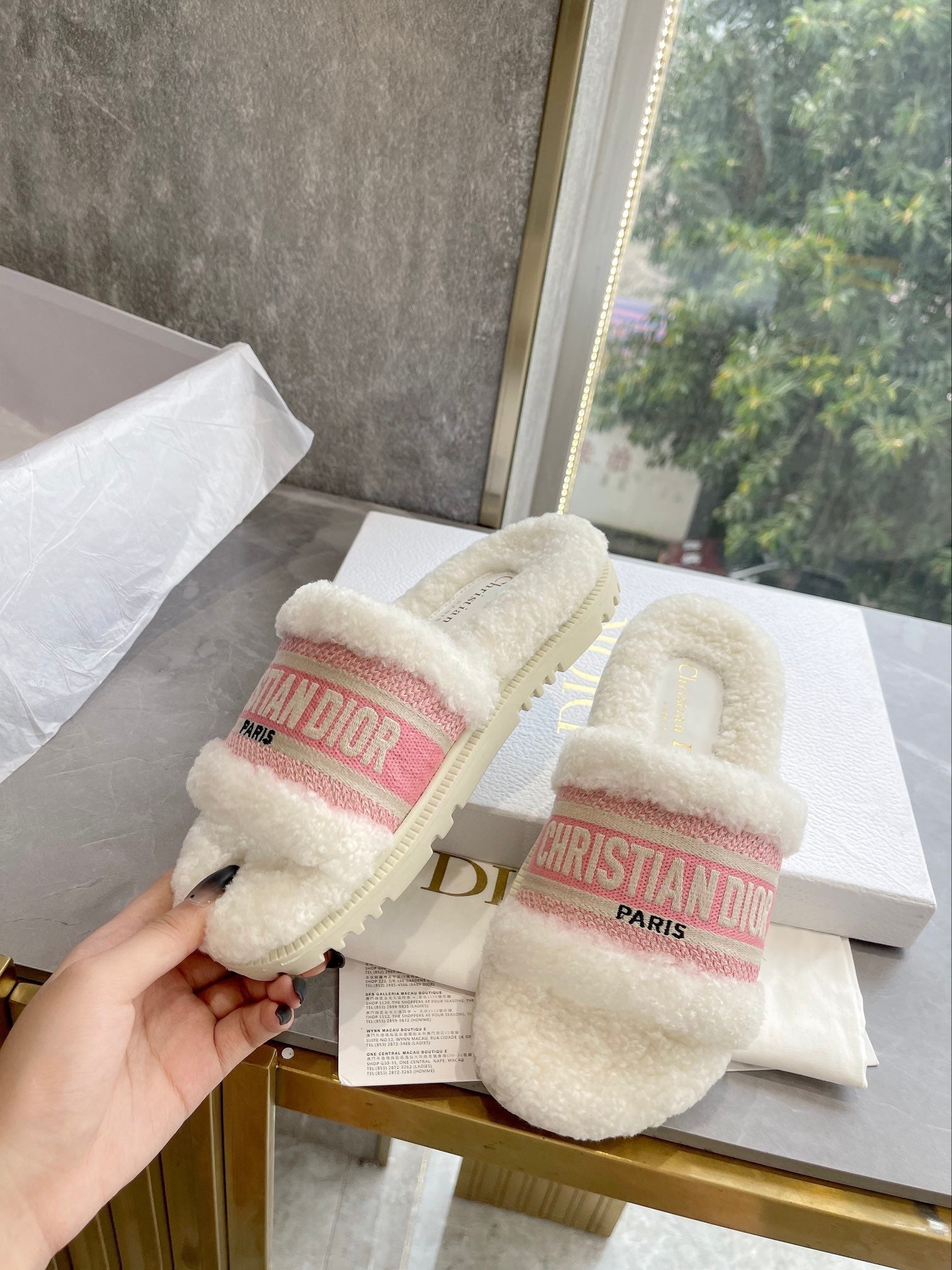 CD 25  Flat Slippers White Pink  Wool 395568
