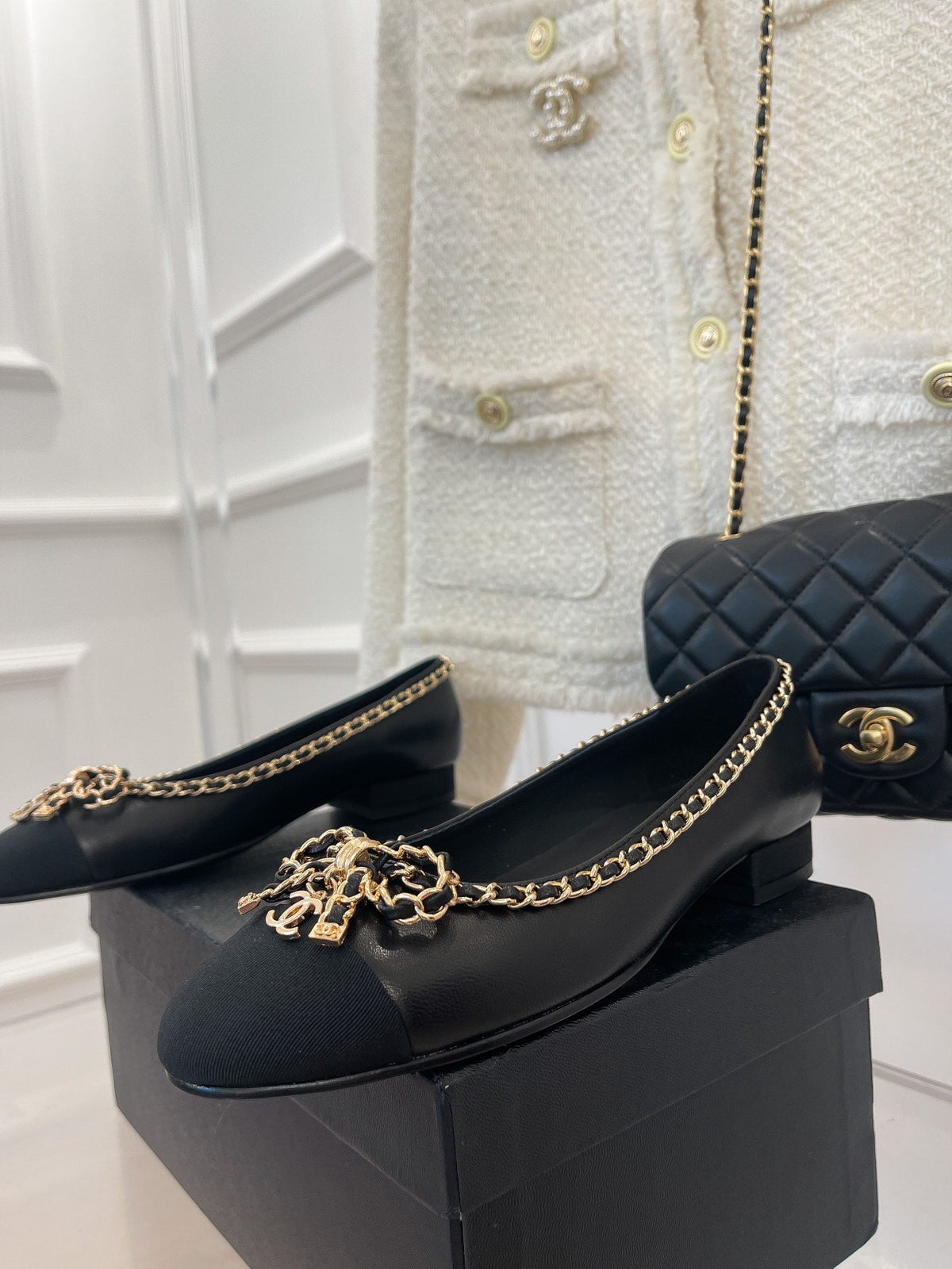 CC Ballet Flats 25mm Black Bow Tie Chain Lambskin