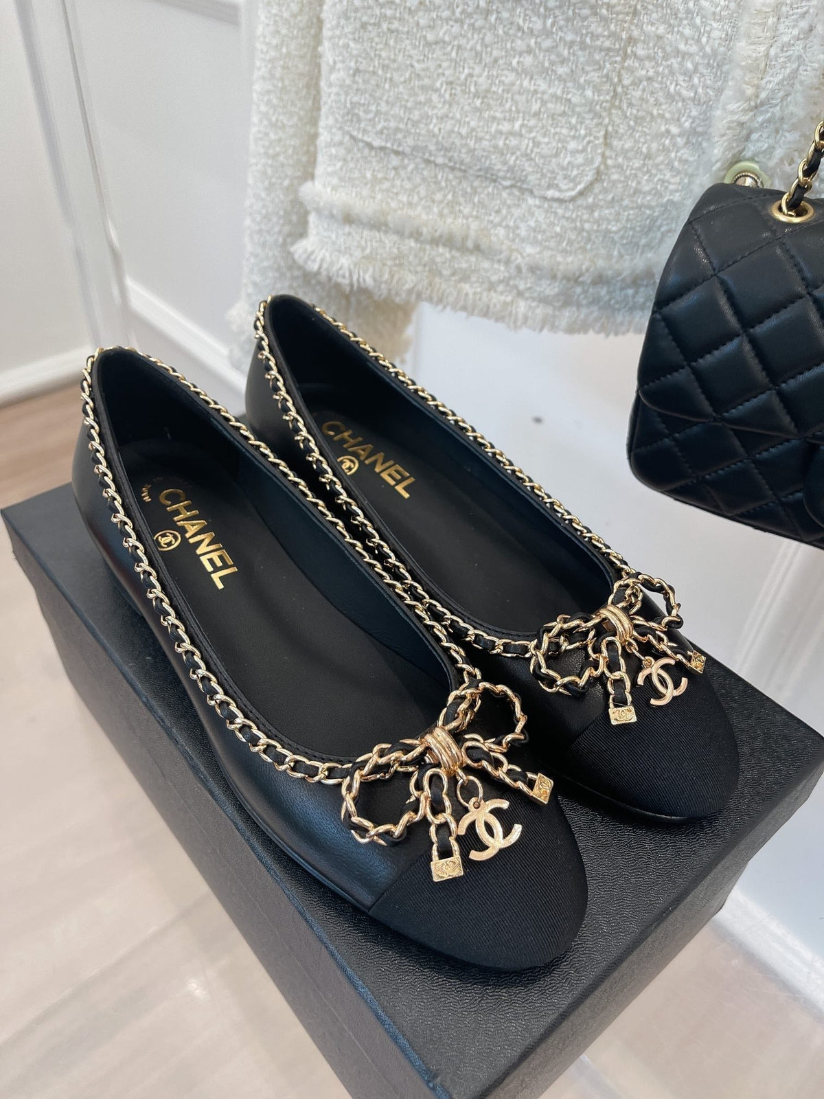 CC Ballet Flats 25mm Black Bow Tie Chain Lambskin