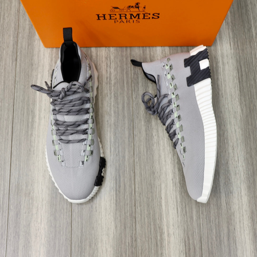 HM FLEX SLIP-ON SNEAKER LIGHT GRAY WOVEN FABRIC
