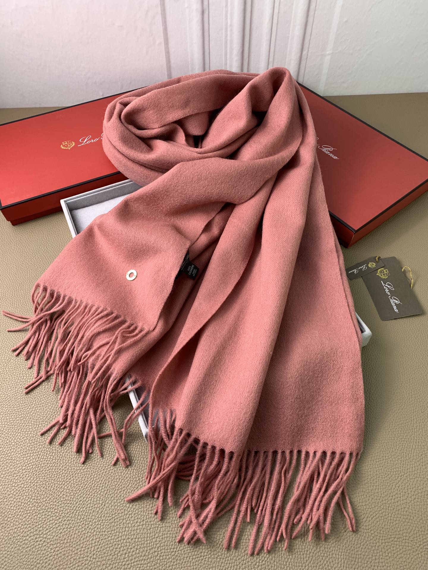 LP Grande Unita Scarf 200 CM In Salmon Pink Wool Cashmere 378393