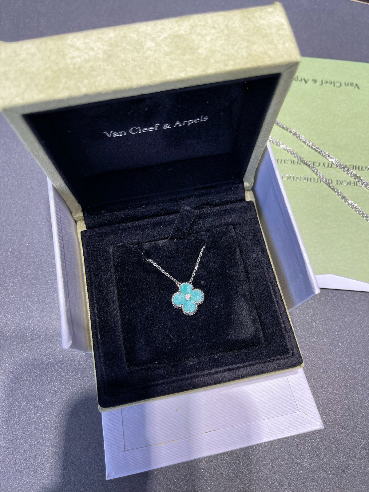 VCA Clover Vintage Turquoise Sliver 1 Diamond Necklace