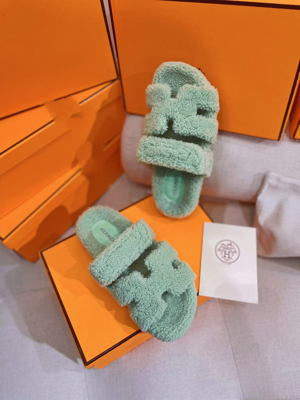 chypre sandal turquoise lamb wool