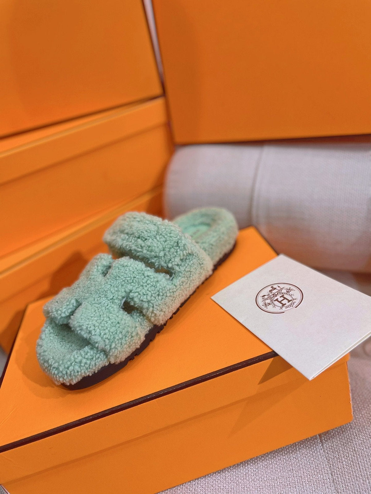 chypre sandal turquoise lamb wool