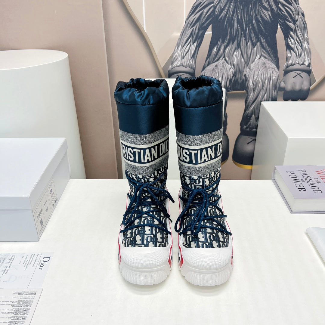 CD Platform Snow Boots Navy Blue White Cowhide Nylon 539657
