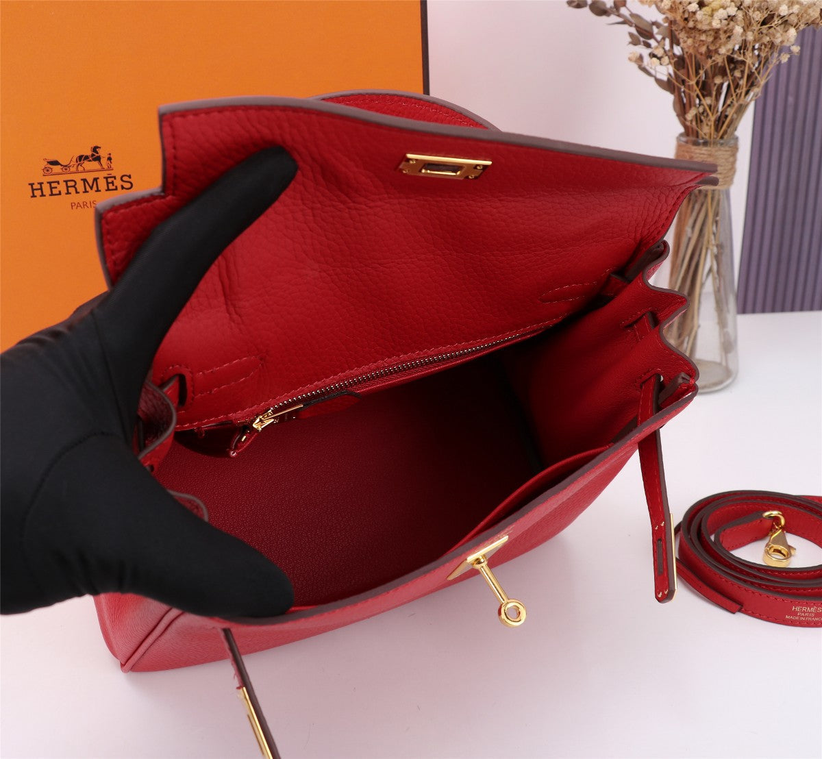 HM KELLY BAG 28 RED TOGO GOLD HARDWARE