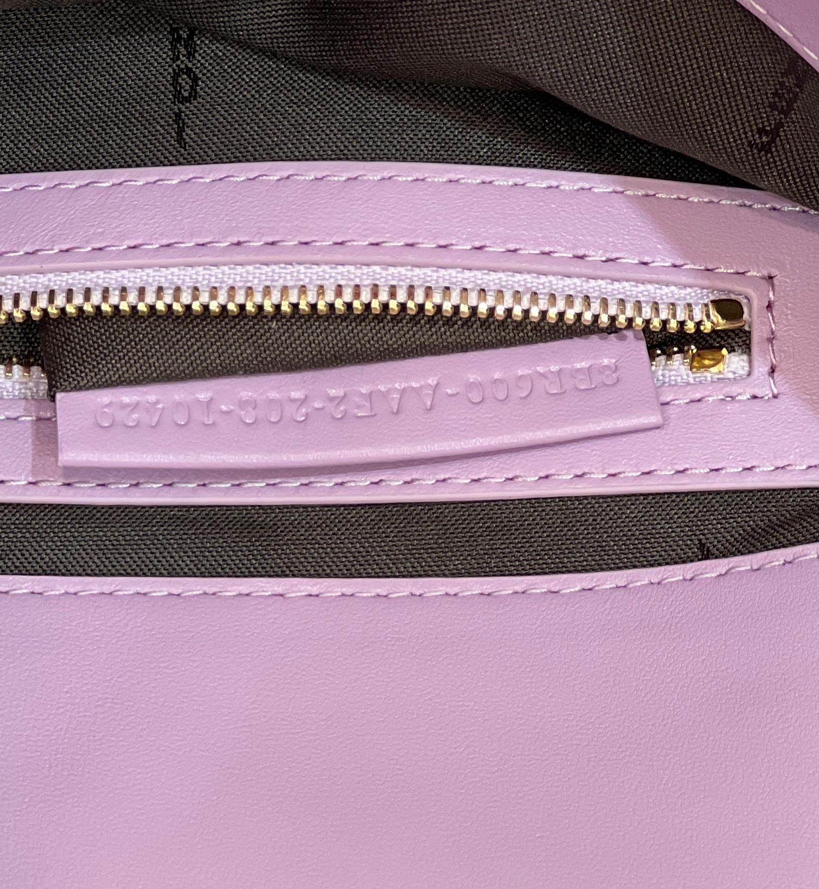 BAGUETTE WITH FF MOTIF 27 IN MAUVE PURPLE SOFT LAMBSKIN GOLD HARDWARE