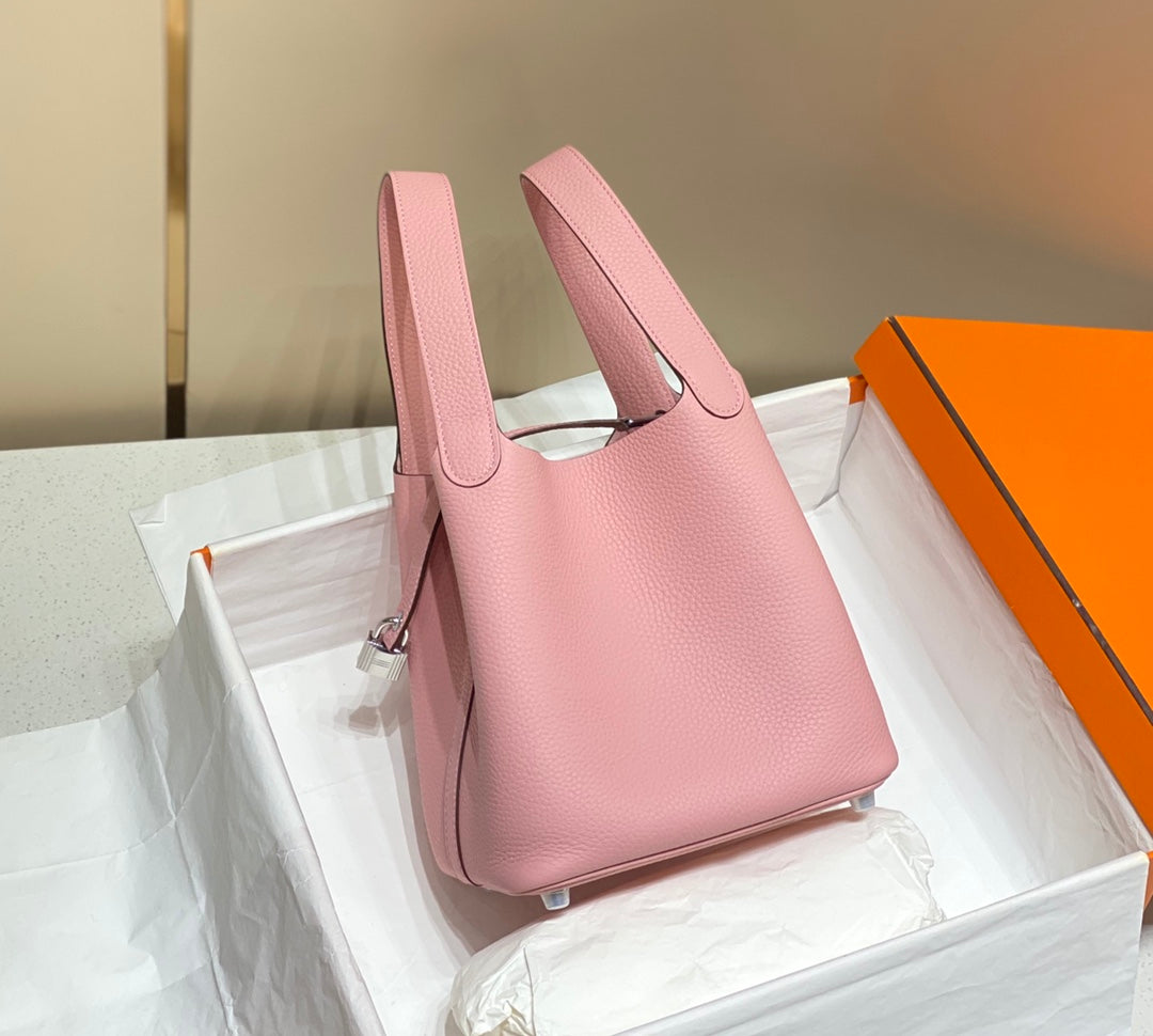 HM PICOTIN LOCK 18 PINK TOGO LEATHER