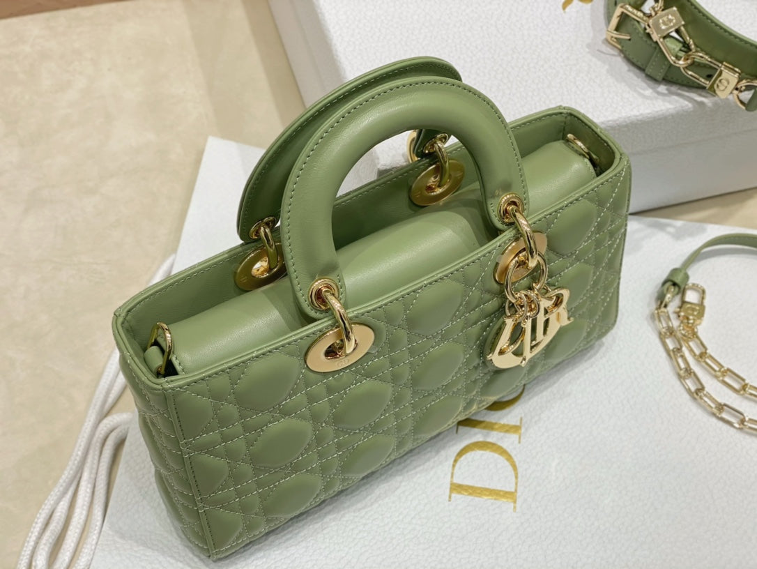 medium lady d-joy 26 green lambskin