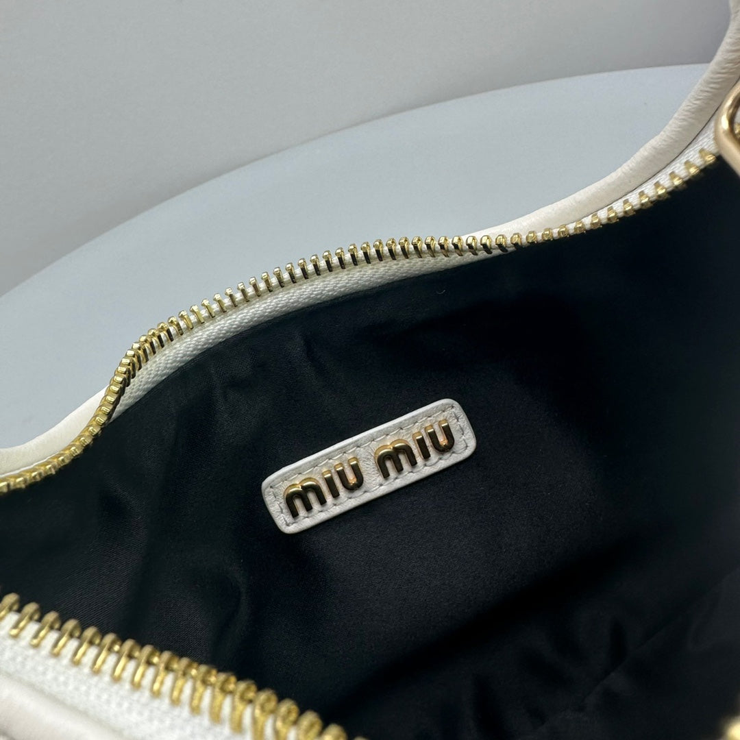 MINI HOBO 20 BAG IN WHITE LAMBSKIN