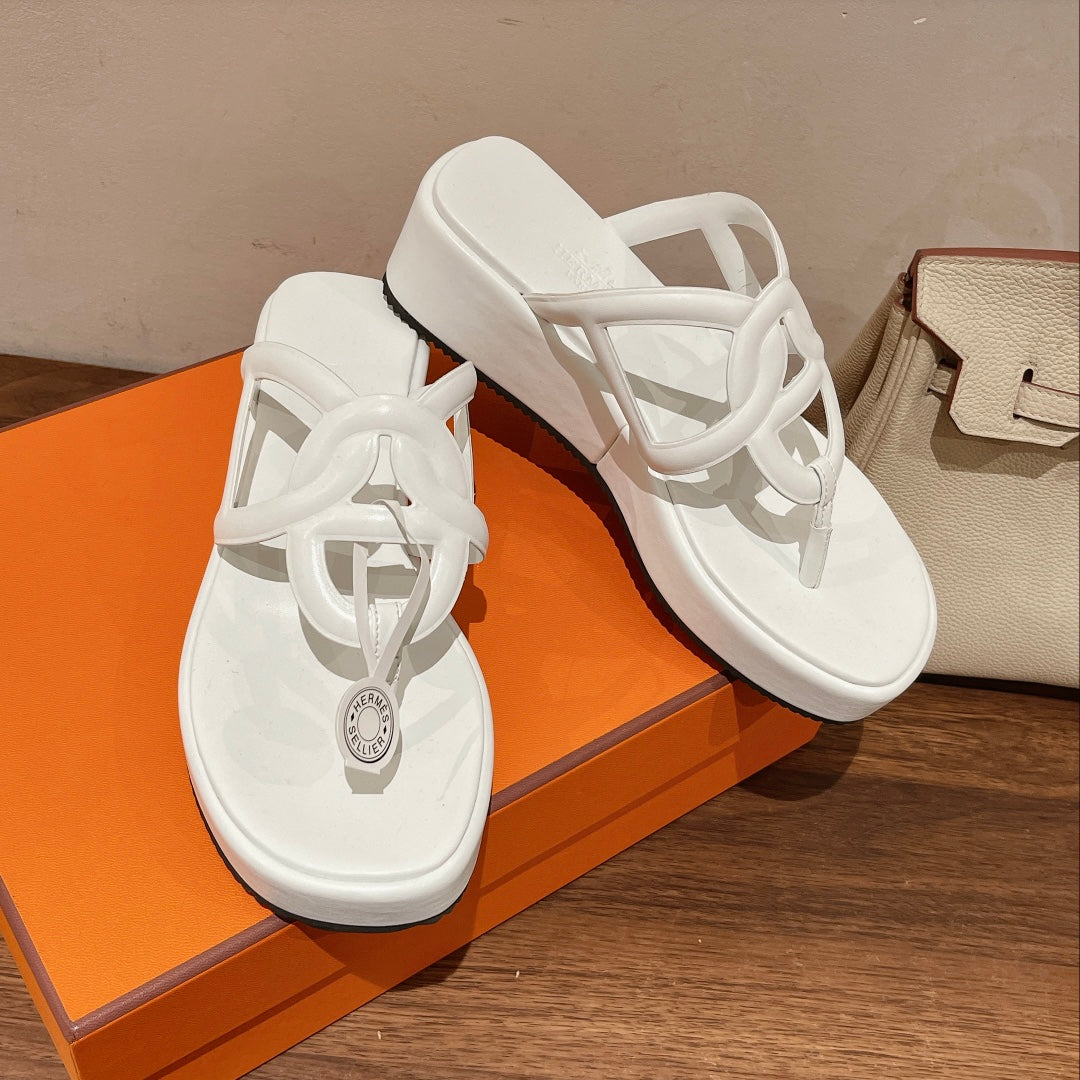 HM Gipsy Platform Thong White Sheepskin 349417