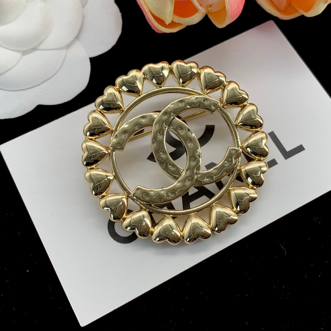 CC Brooch Gold 175815