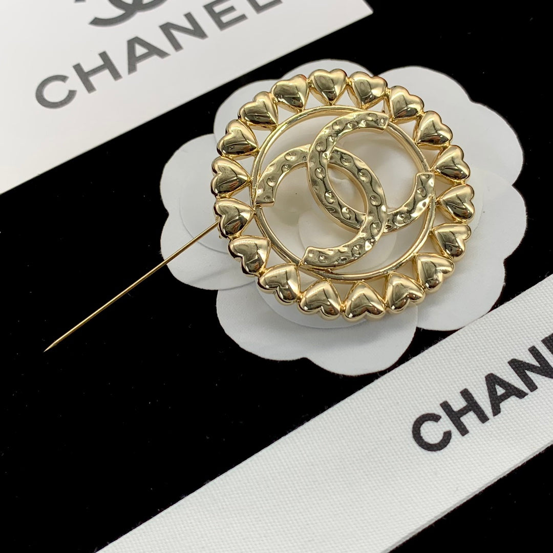 CC Brooch Gold 175815