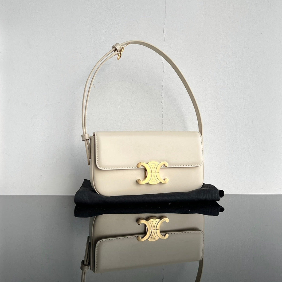TRIOMPHE 20 WHITE CREAM CALFSKIN