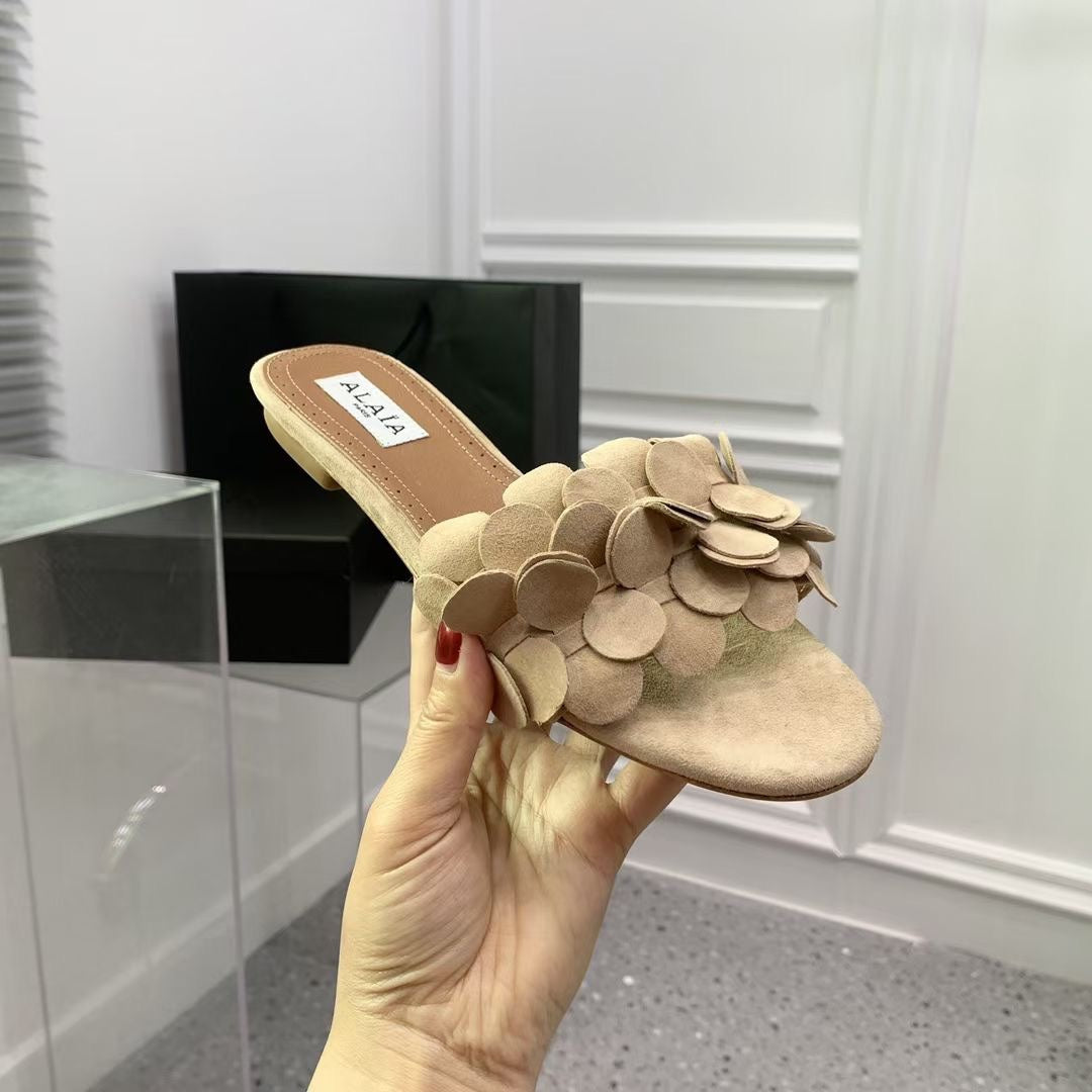 Alaia 25 Flower Slippers Pale Yellow Sheepskin 293158