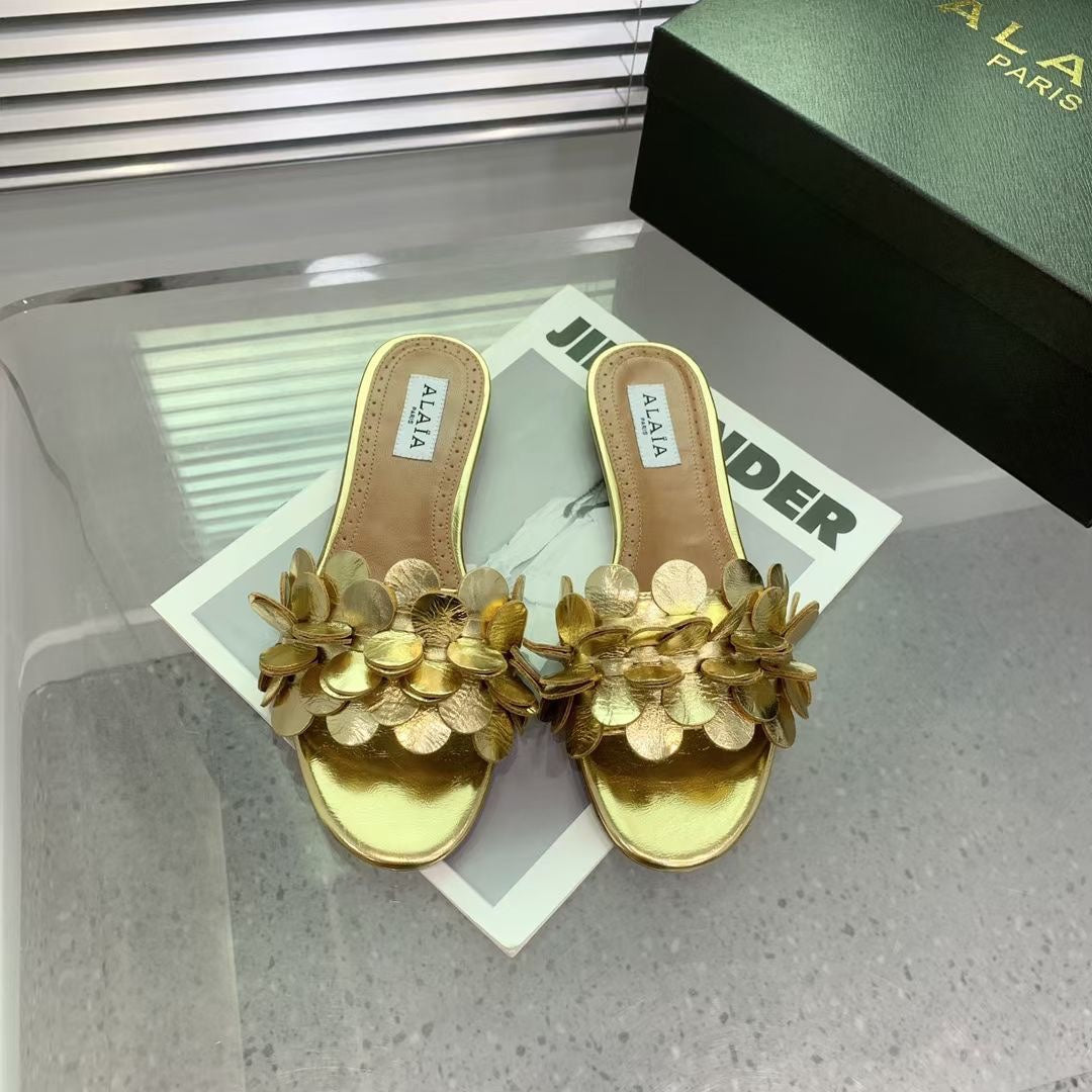 Alaia 25 Flower Slippers Gold Sheepskin 293162