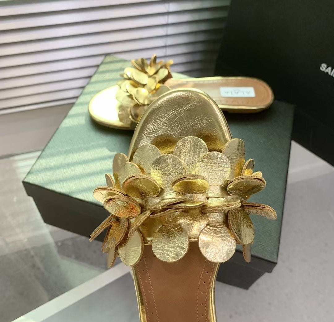 Alaia 25 Flower Slippers Gold Sheepskin 293162