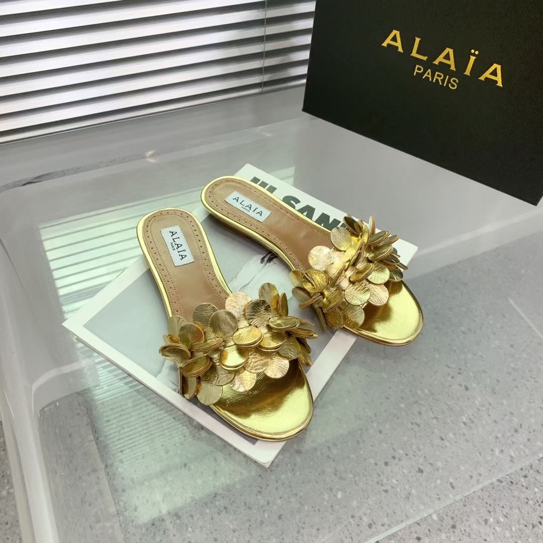 Alaia 25 Flower Slippers Gold Sheepskin 293162
