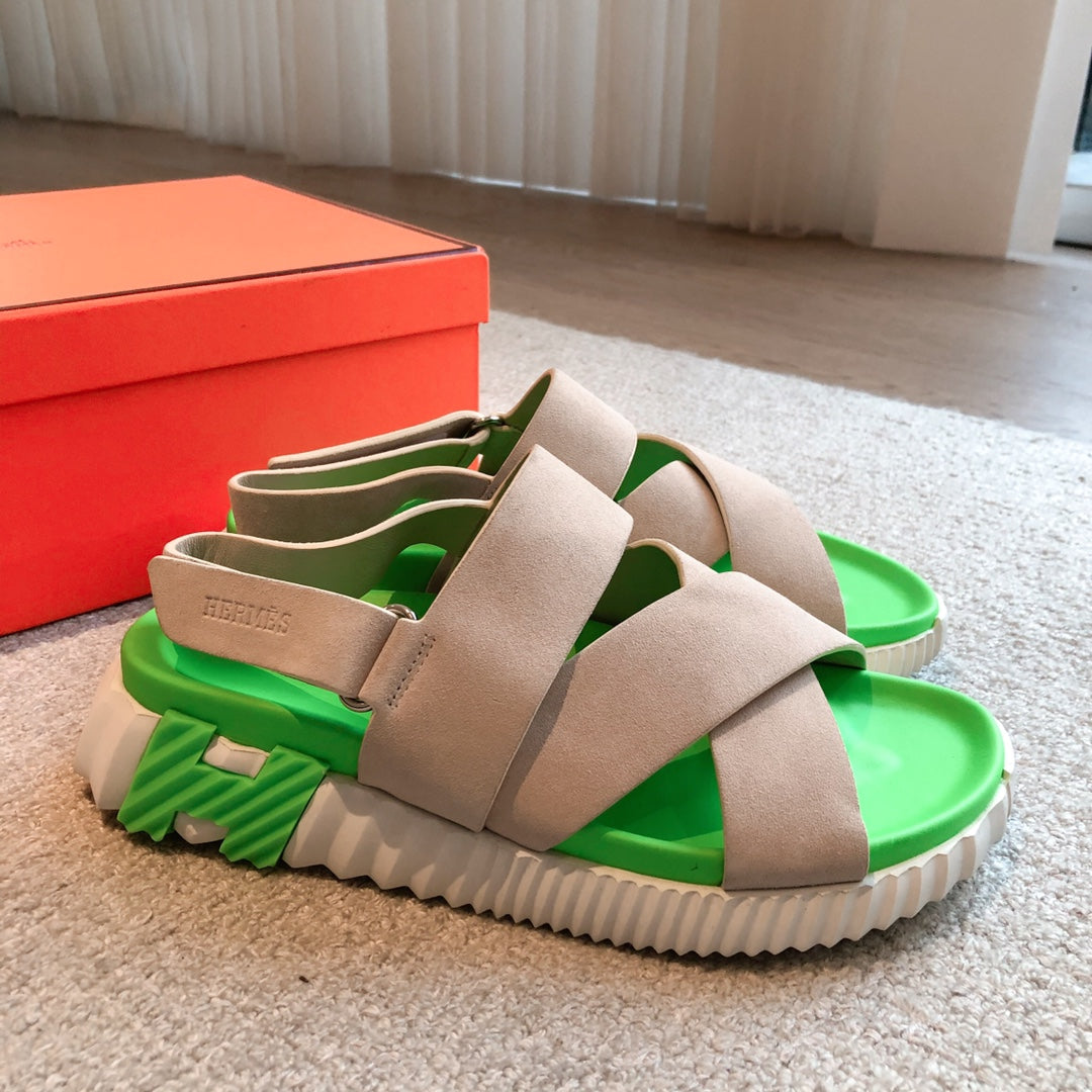 HM ELECTRIC SANDAL PARAKEET AND KHAKI SUEDE