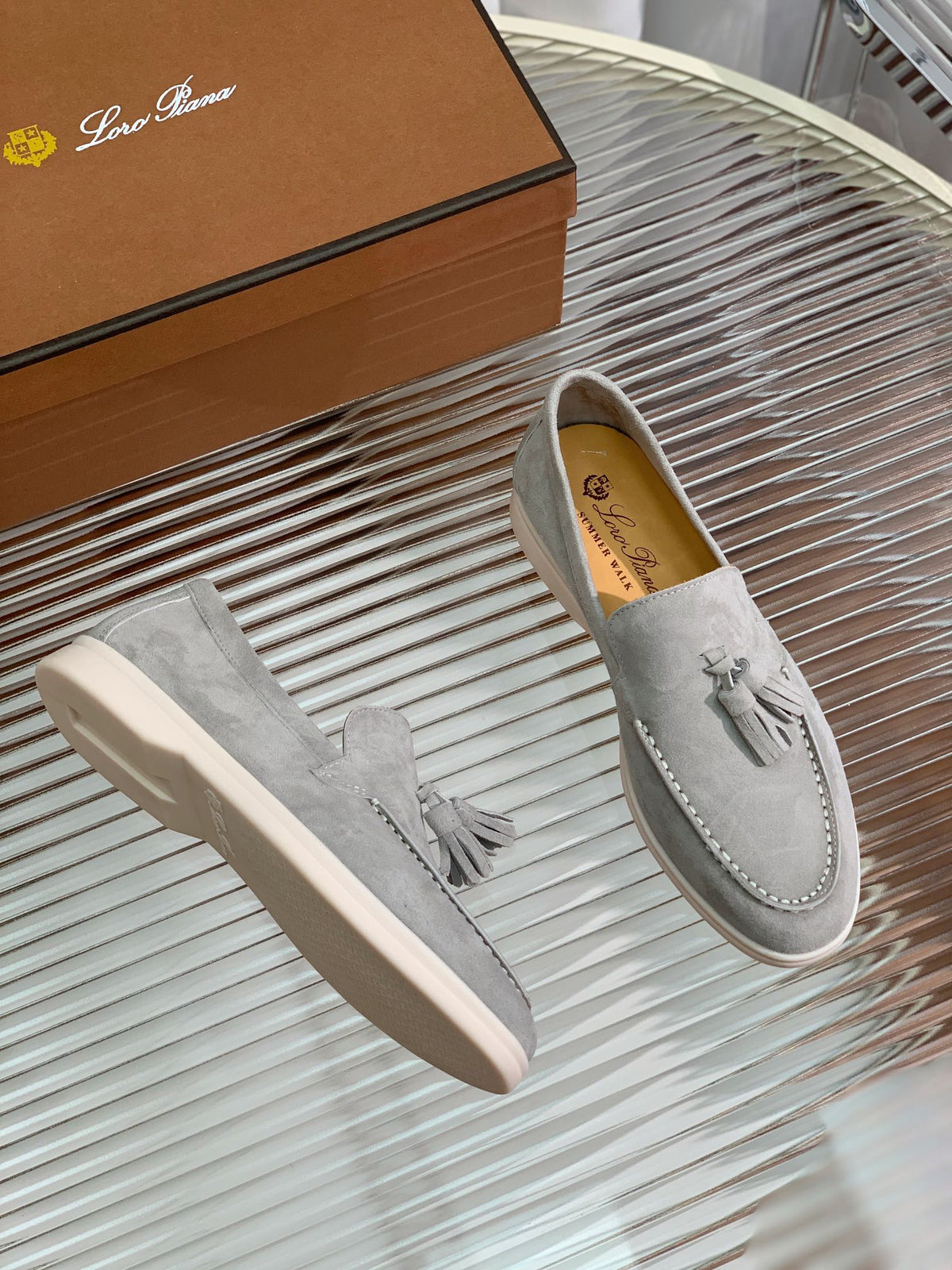 lp dot sole walk loafer grey suede