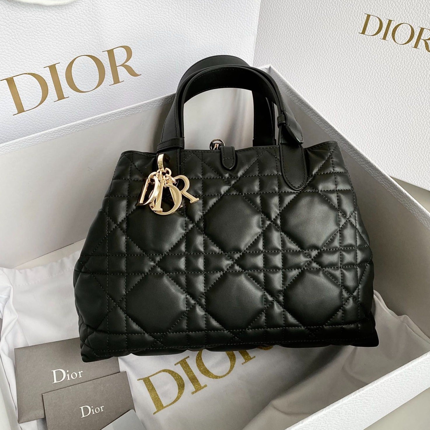 TOUJOURS 28 BAG LAMBSKIN