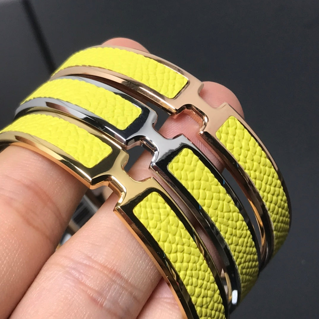 H Pig Nose Yellow Bracelet