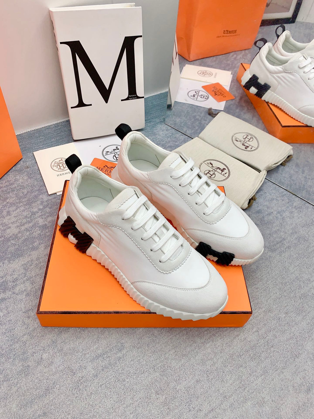 HM Bouncing Sneaker In White Lambskin 106431